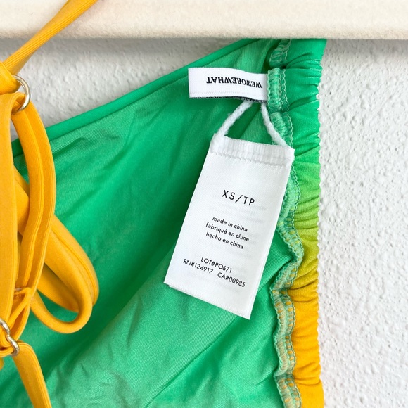 NEW WeWoreWhat Leigh Ombré Bikini Top XS - Picture 7 of 7